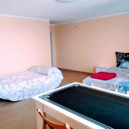 Аппартаменты студия первая линия у моря в Совиньоне Одеса Номер фото